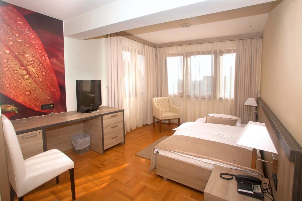 Hotel Calypso Zagreb Luaran gambar